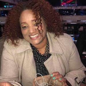 Meet your Posher, Loida